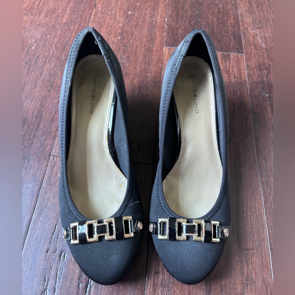 Bandolino Black Heels with Gold Detailing